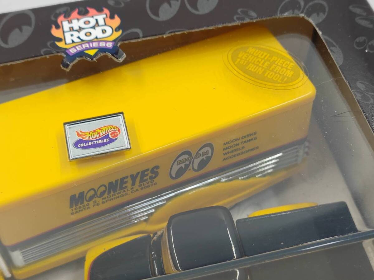 100% ホットウィール MOON Equipped truck set マテル ホットウィール 100％HW 2Car Set② MOON EQUIPPED TRUCK SET