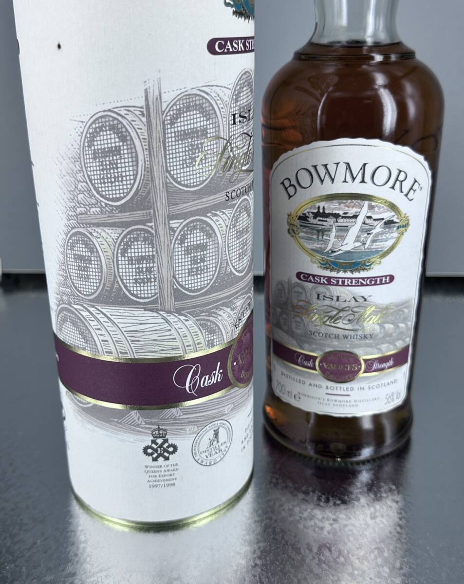 BOWMORE CASK STRENGTH ボウモア カスクストレングス 56% カモメ