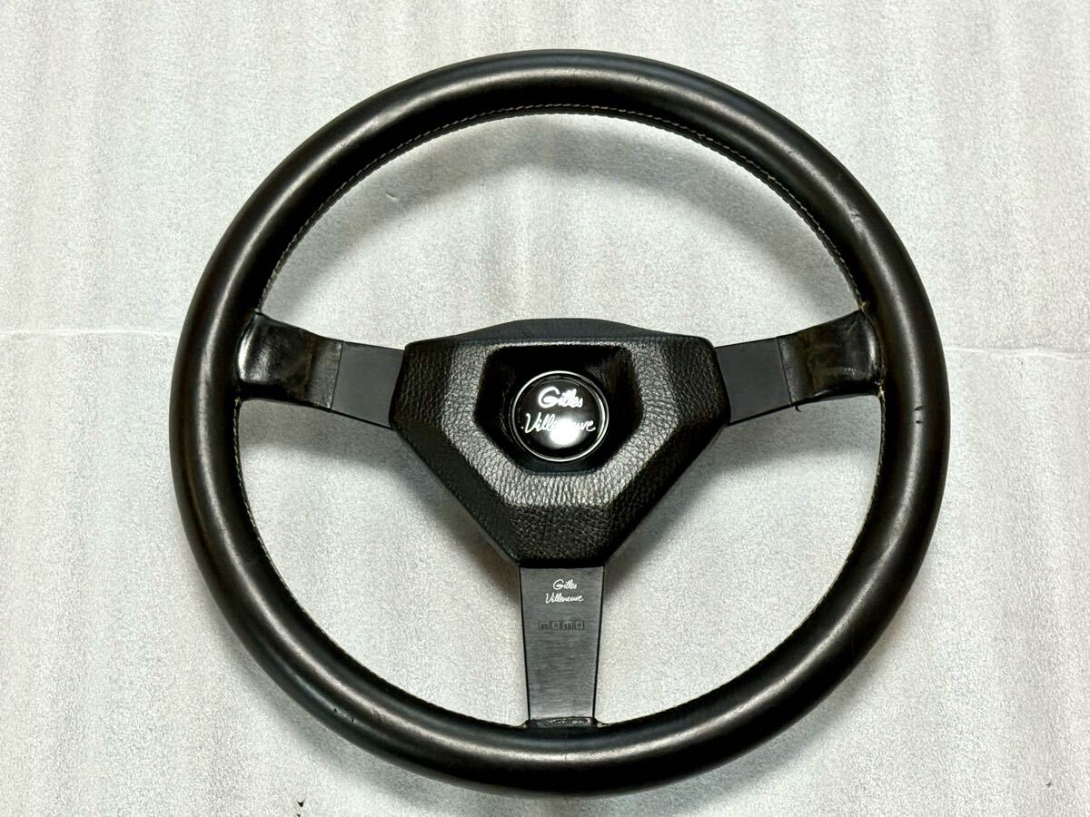 【希少】★ジル・ビルヌーブ★MOMO ステアリング★モモ 正規品　35 ☆ジル・ビルヌーブ☆MOMO ステアリング 35パイ☆モモ 正規品