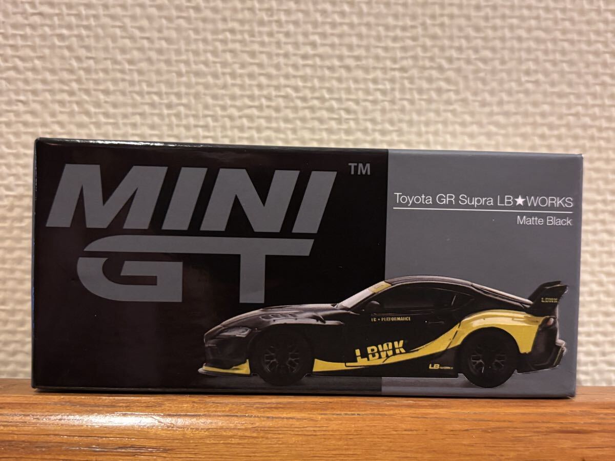 中古】シボレー バルブカバー SBC エーデルブロック フィン マッド 