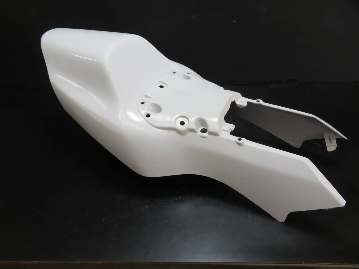激レア　当時物　コーリン製　NSR50用 NSR80用　シートカウル　光輪 NSR50 NSR80 95NSRタイプ シートカウル NRタイプ 前期型 コーリン 光輪