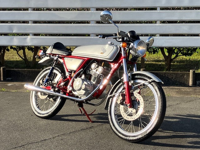 新品】ホンダ CB750FOUR プラモデル 新品 Dream 1/8 スケール ドリーム
