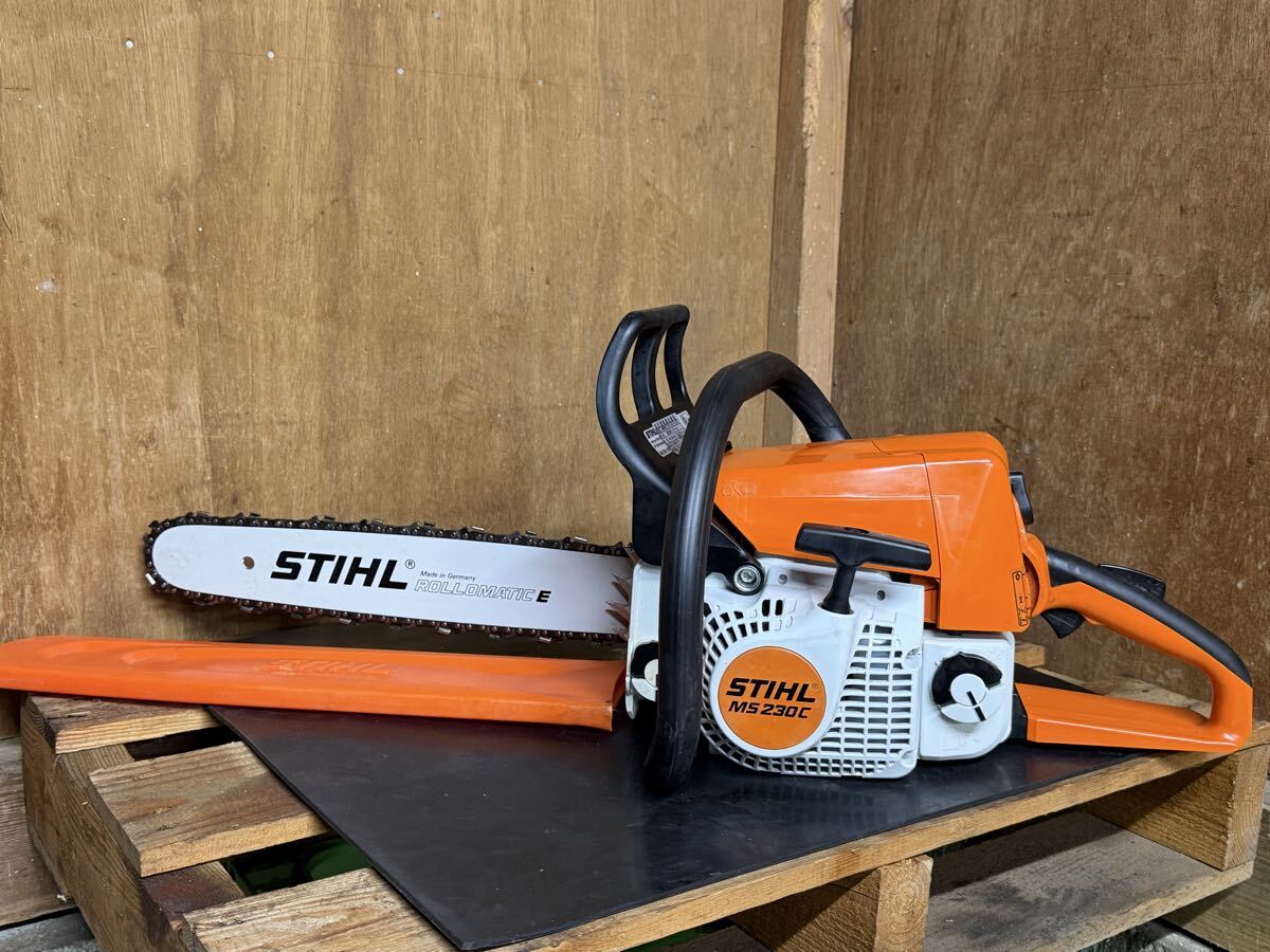 ☆スチール STIHL エンジンチェンソー MS211C 114dB 本体塗装品☆の 