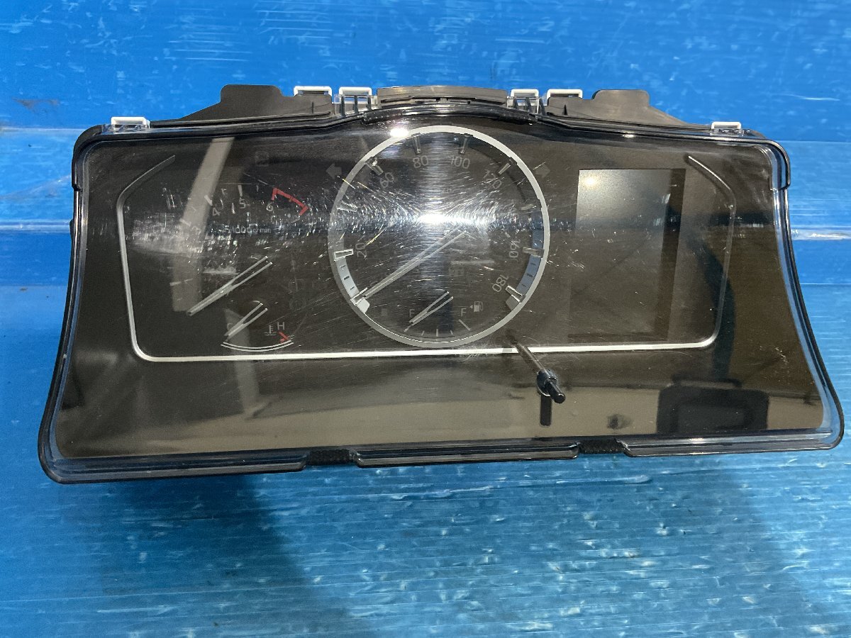 美品】トヨタ 200 ハイエース 4型 純正 スピードメーター 1点 品番 