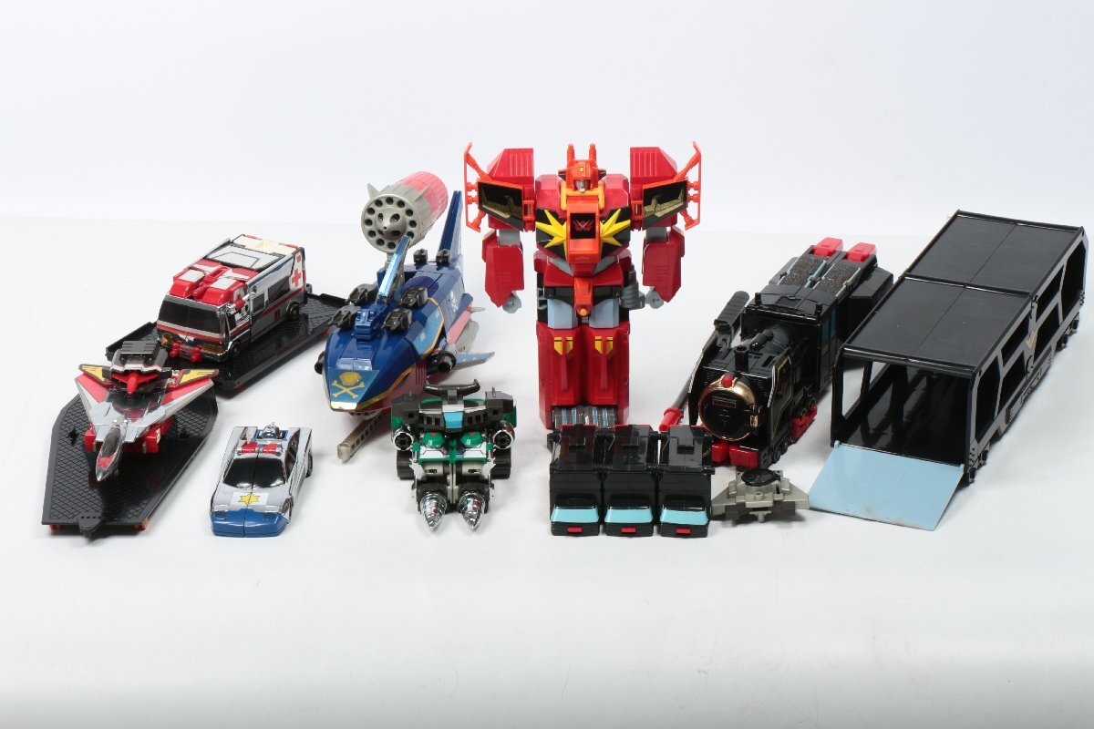 新品】中国製 DX 超白銀合体 ゴッドシルバリオン 黄金勇者ゴルドラン