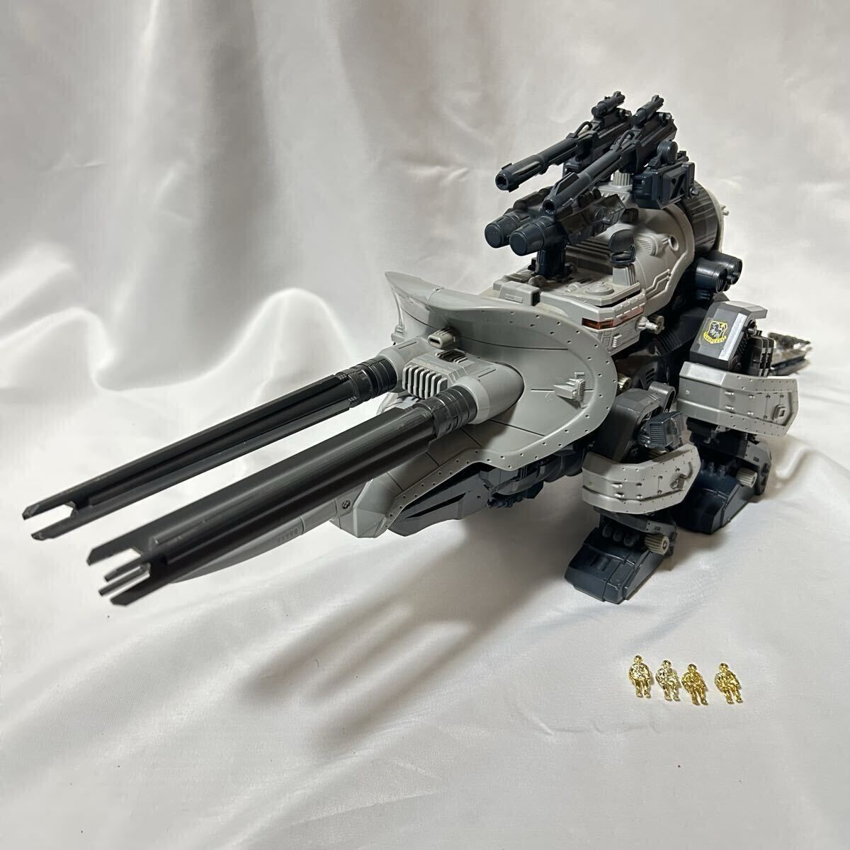 ゾイド マッドサンダー デスザウラー ギルベイダーの落札情報詳細