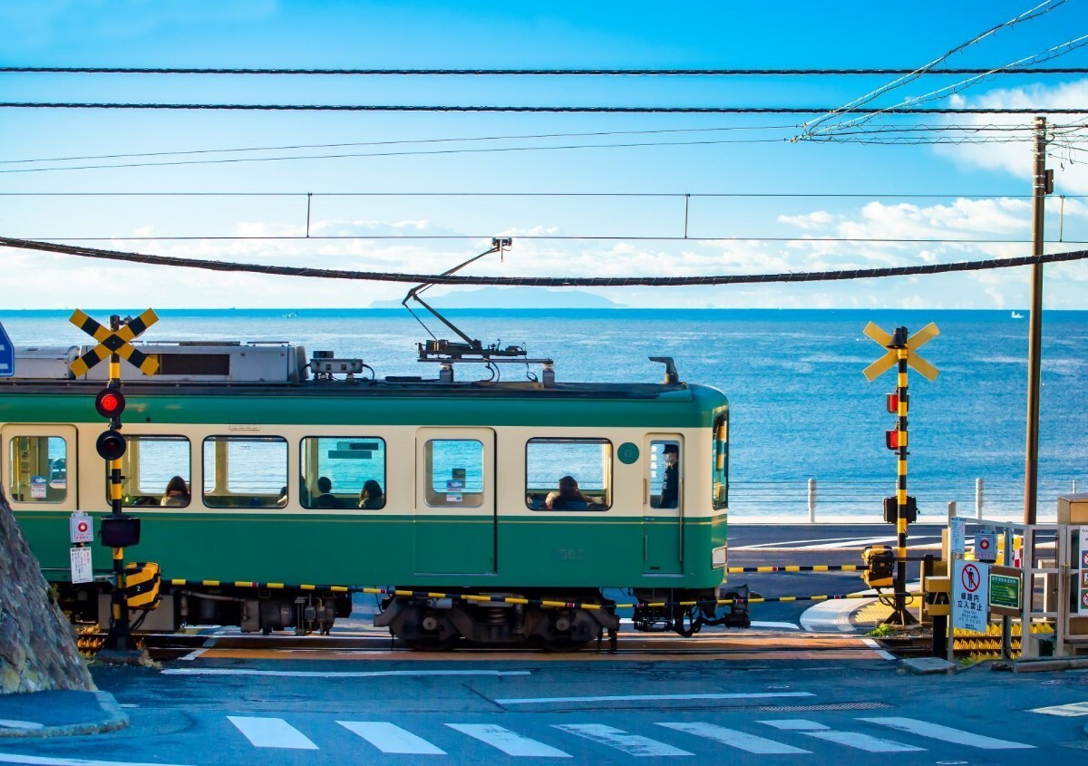 田口雅巳] リトグラフ 海辺の駅 24/35 江ノ電画家 鎌倉高校前駅の落札