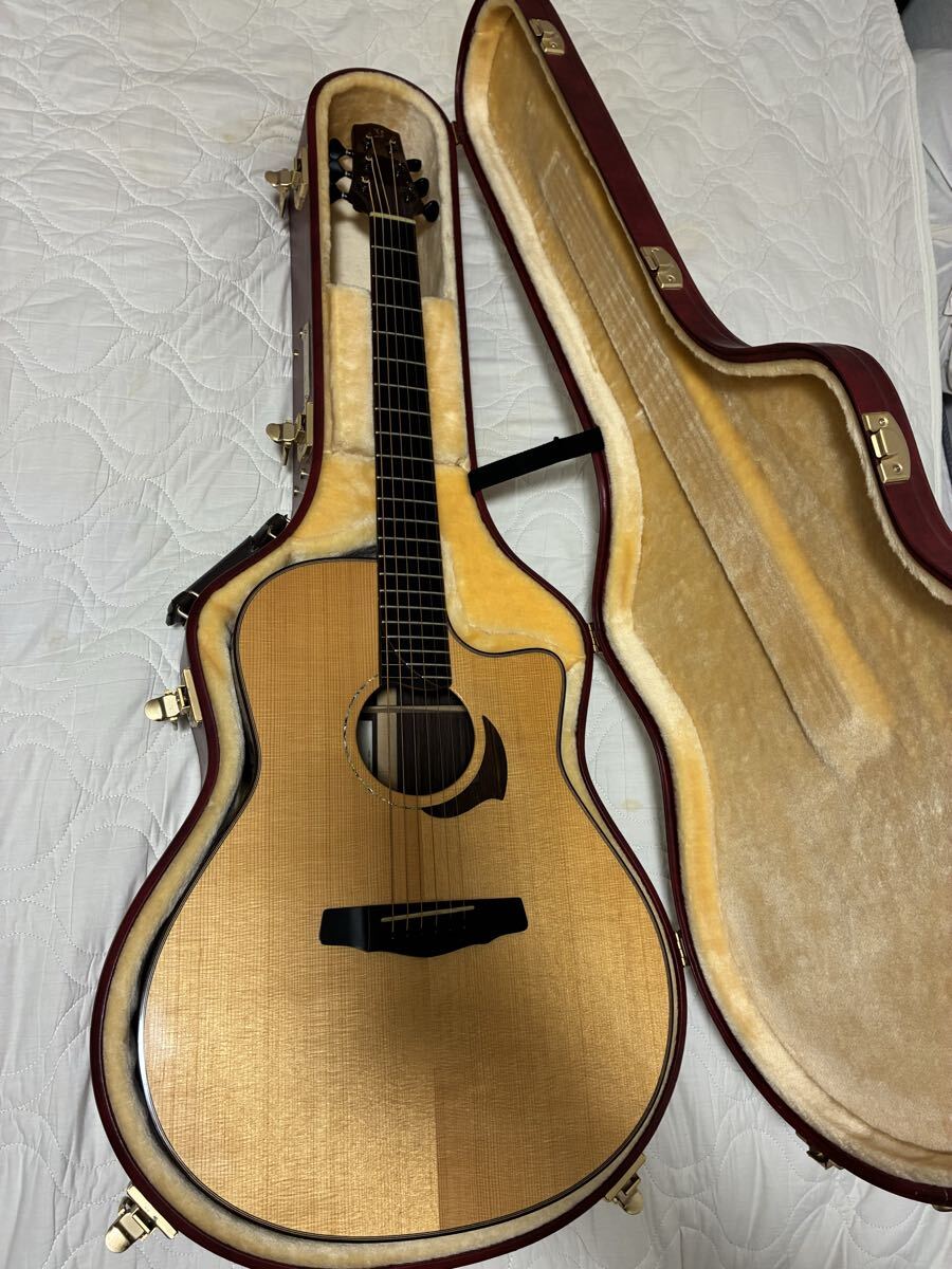 Yokoyama Guitars 横山ギター Leaf-Quiet の限定モデル ハードケース付