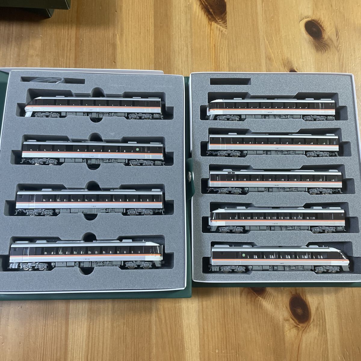 KATOキハ85系 ワイドビューひだ 9両セット動力付【中古加工品】 KATOキハ85系 ワイドビューひだ 9両セット動力付中古加工品 KATO
