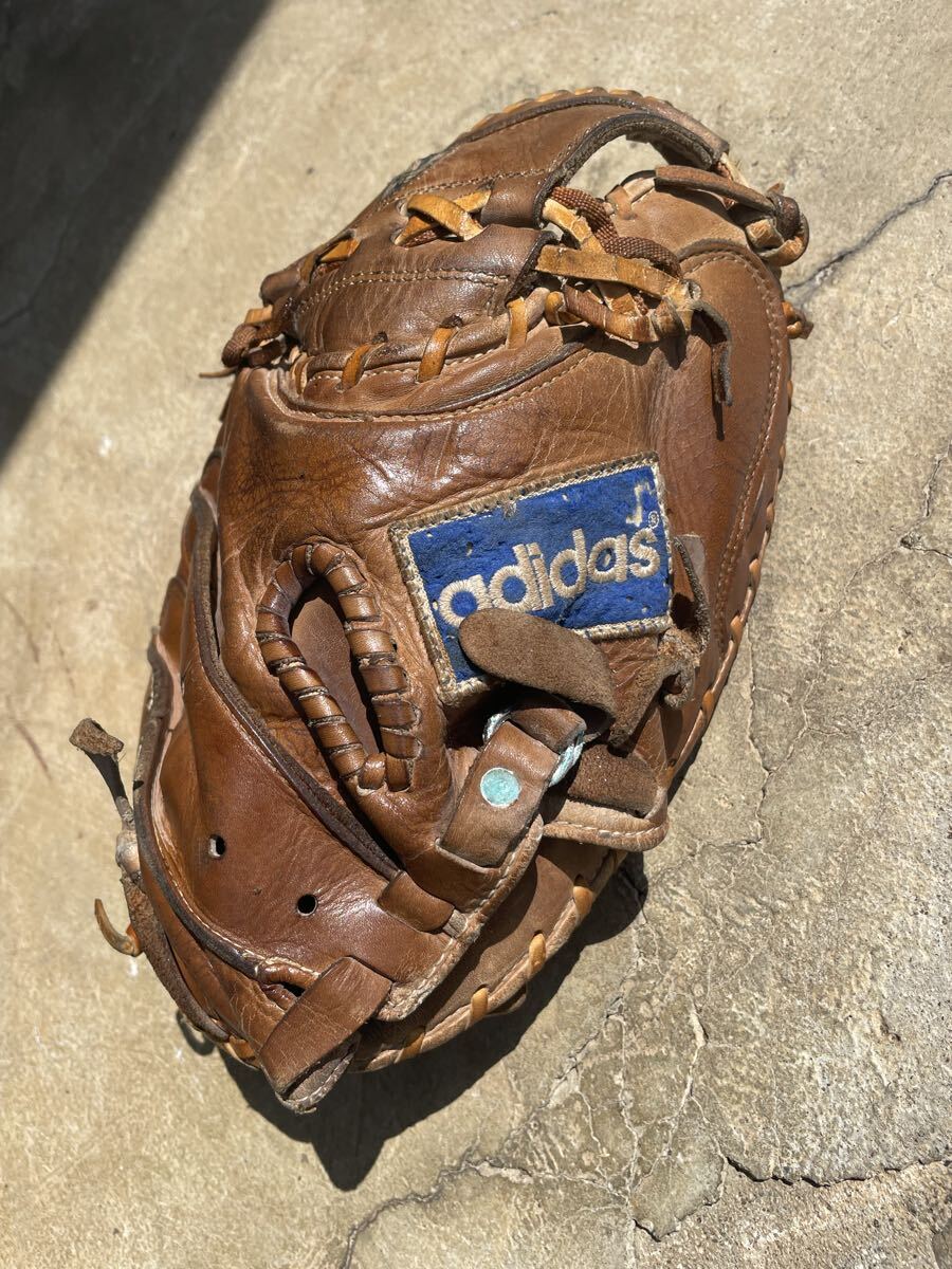 新品】新品63000円☆超限定 adidas 一般捕手用 右投げ 硬式グラブ