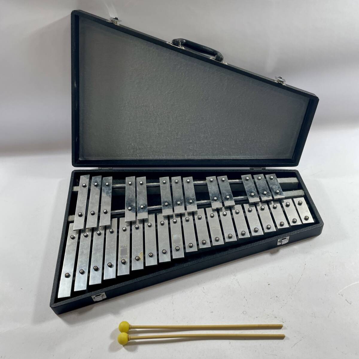 中古】斉藤楽器製作所 マリンバ(立奏木琴) No.55 2オクターブ 25鍵