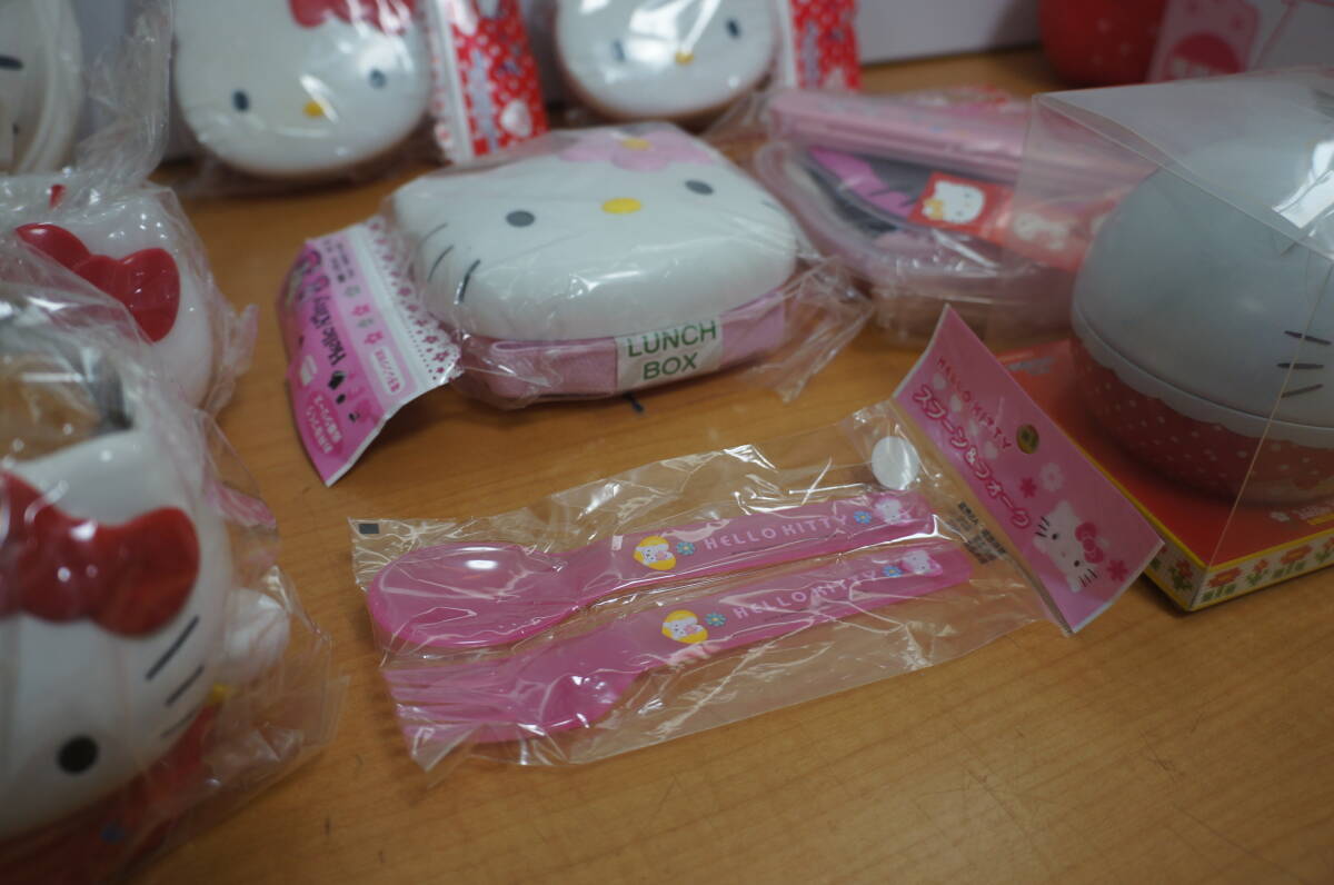 新品未使用品Kitty 顔型プレート ランチボックス3個セット 新品未使用品Kitty 顔型プレート ランチボックス3個セット Amazon.co
