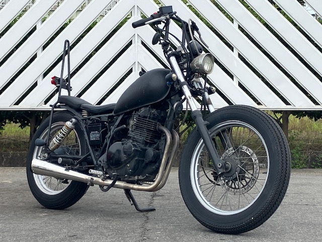 中古】グラストラッカービッグボーイ NJ47A 自賠責31年5月 GN125タンク