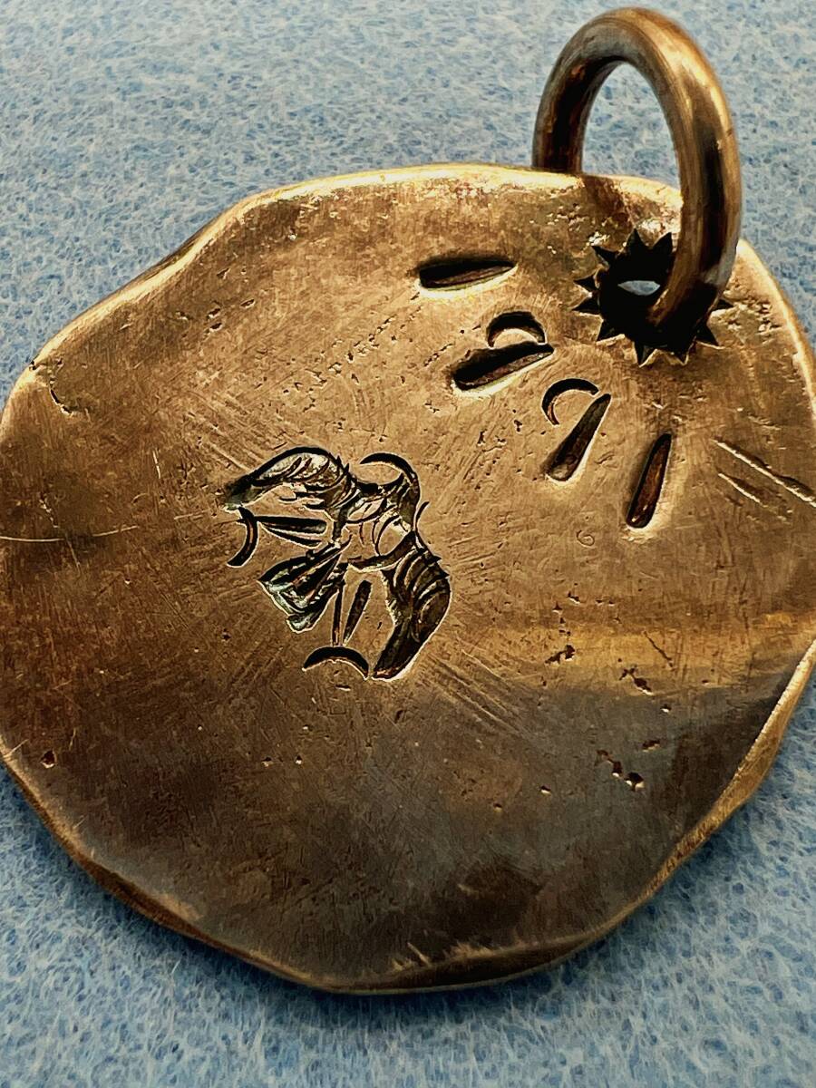 中古】□ヤフオク限定特価 ゴローズ□ 鷲眼 背中金メタル 金頭腹金