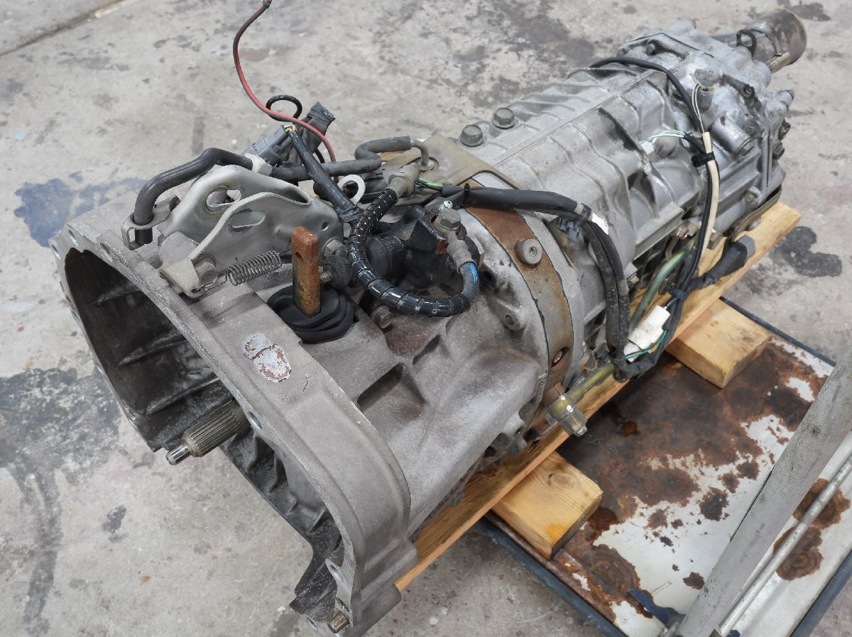 2UPJ-52843200]インプレッサ WRX-STi Fスポーツ(GRB)ミッション MT
