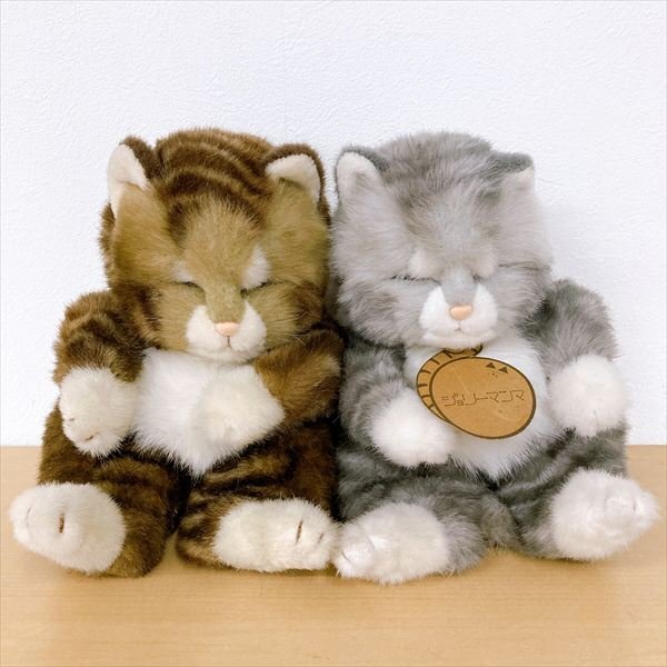 年数経過品の範疇で状態良いです】オリエンタルトーイ 猫のぬいぐるみ