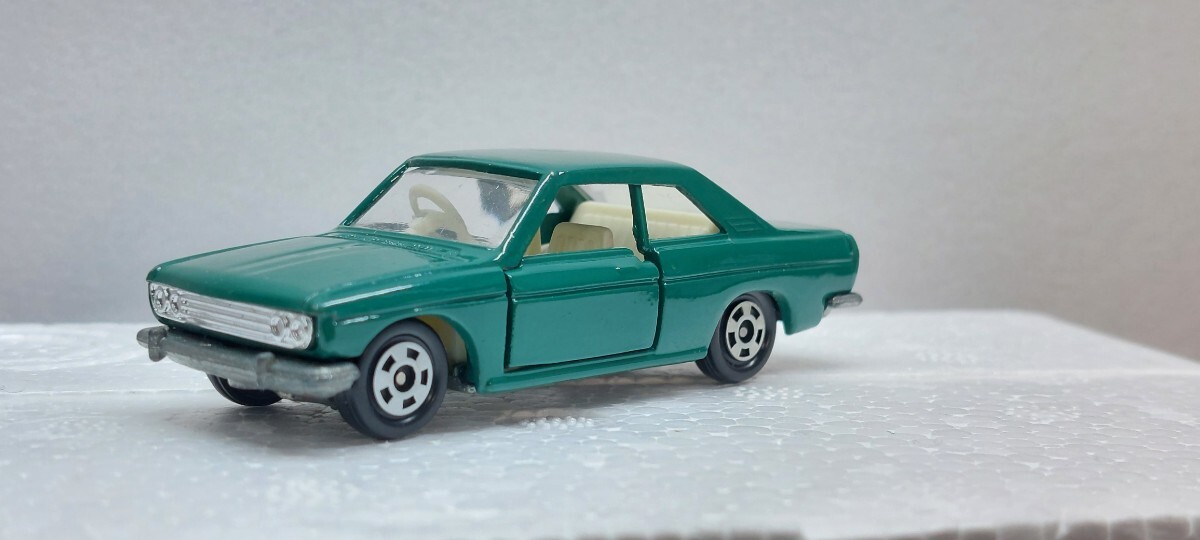 送料無料 □ 自動車型／ヴィンテージ・オイルライター □ SAROME
