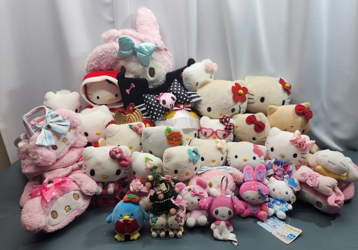 新品】サンリオ ☆マイメロディ&キティちゃん 幼稚園スタイル