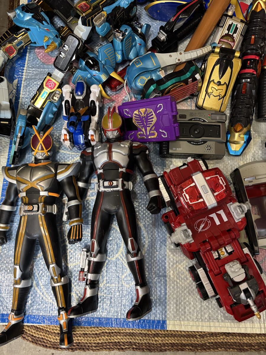 バンダイ スーパー戦隊シリーズ30th限定 30戦隊レッドヒーロー大集合
