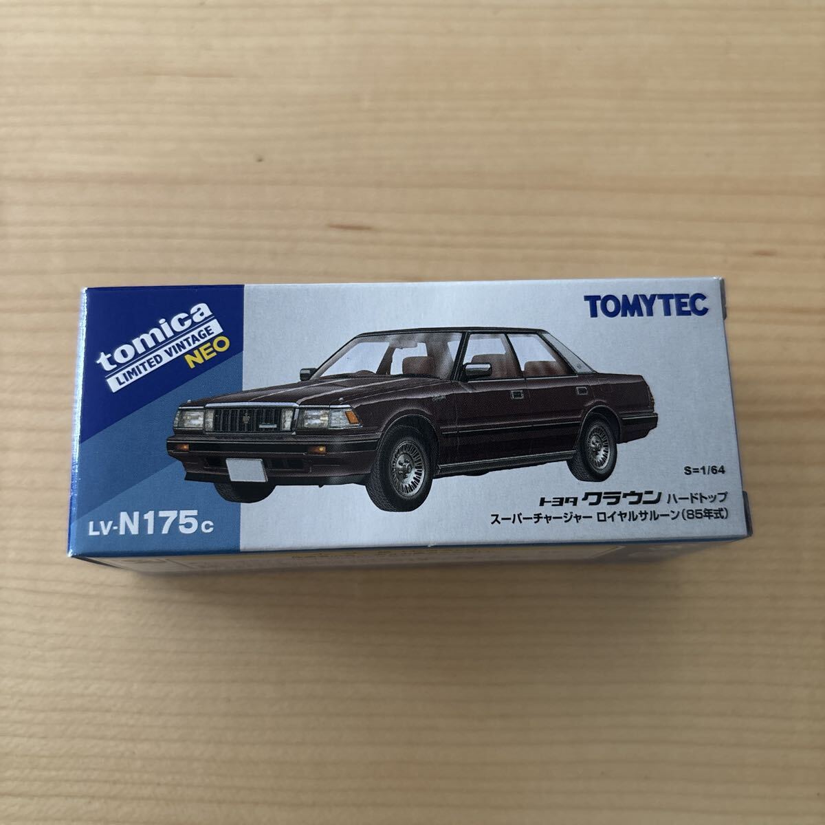 ☆レア 高島屋限定 黒箱 NO.32 tomica トミカ ミニカー トヨタ