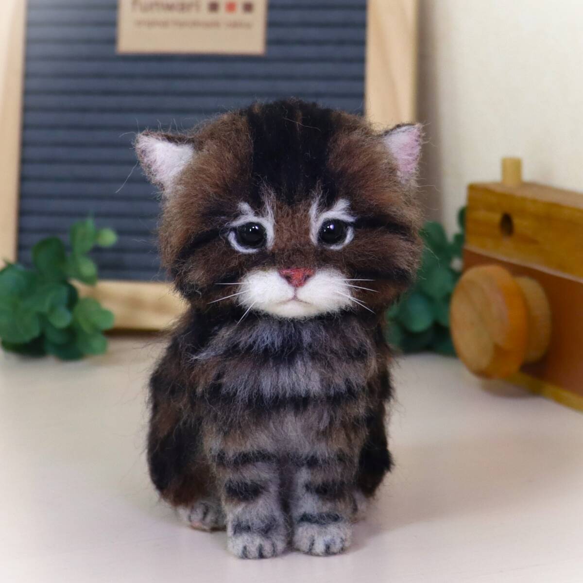 エブリン ローズ 北尾昌子様作 メインクーン ハチワレ猫ちゃんの落札
