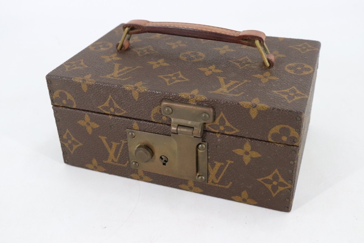 新品】作家もの 器 和田由記子 さん 蓋物 陶器 イッチン アクセサリー