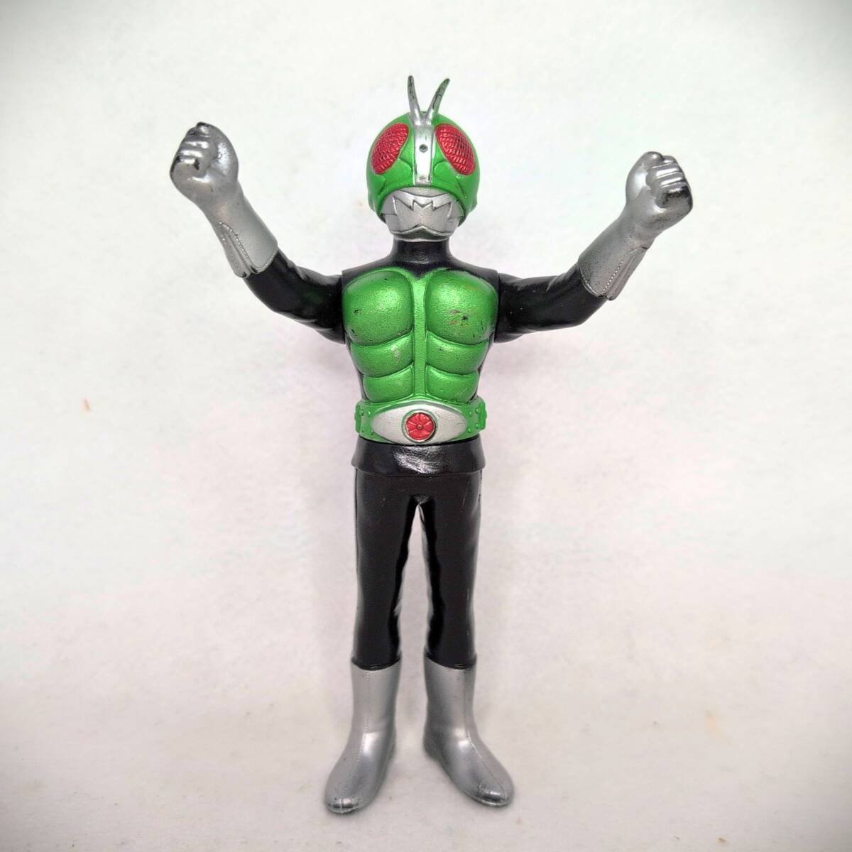 当時物 旧バンダイ 仮面ライダー マフラー ソフビ マルサン ブルマァク 面取れ やや傷や汚れあり】旧バンダイ 仮面ライダー1号 面取れ マフラー 当時