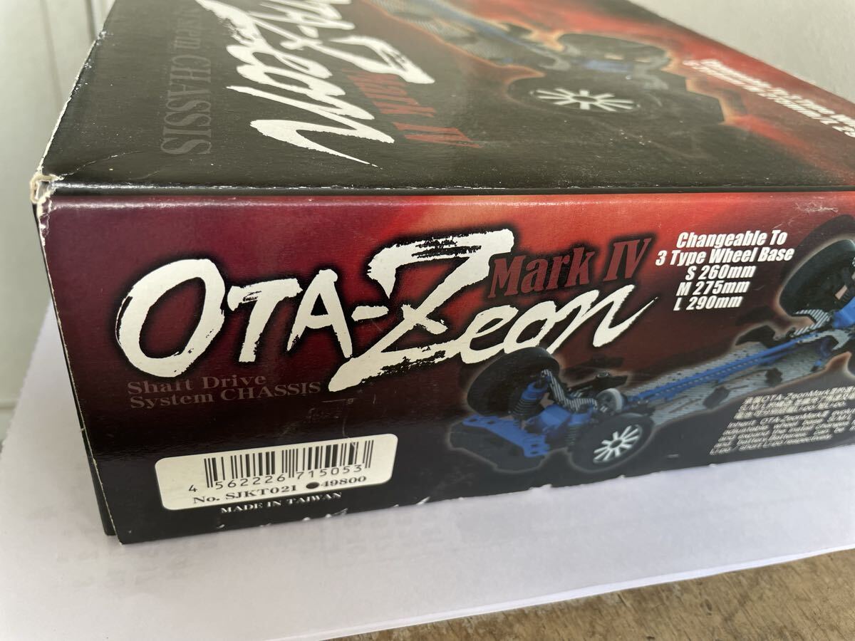 組立済み RCカー ストリートジャム OTA-Zeon シャーシ、マークX ボディ