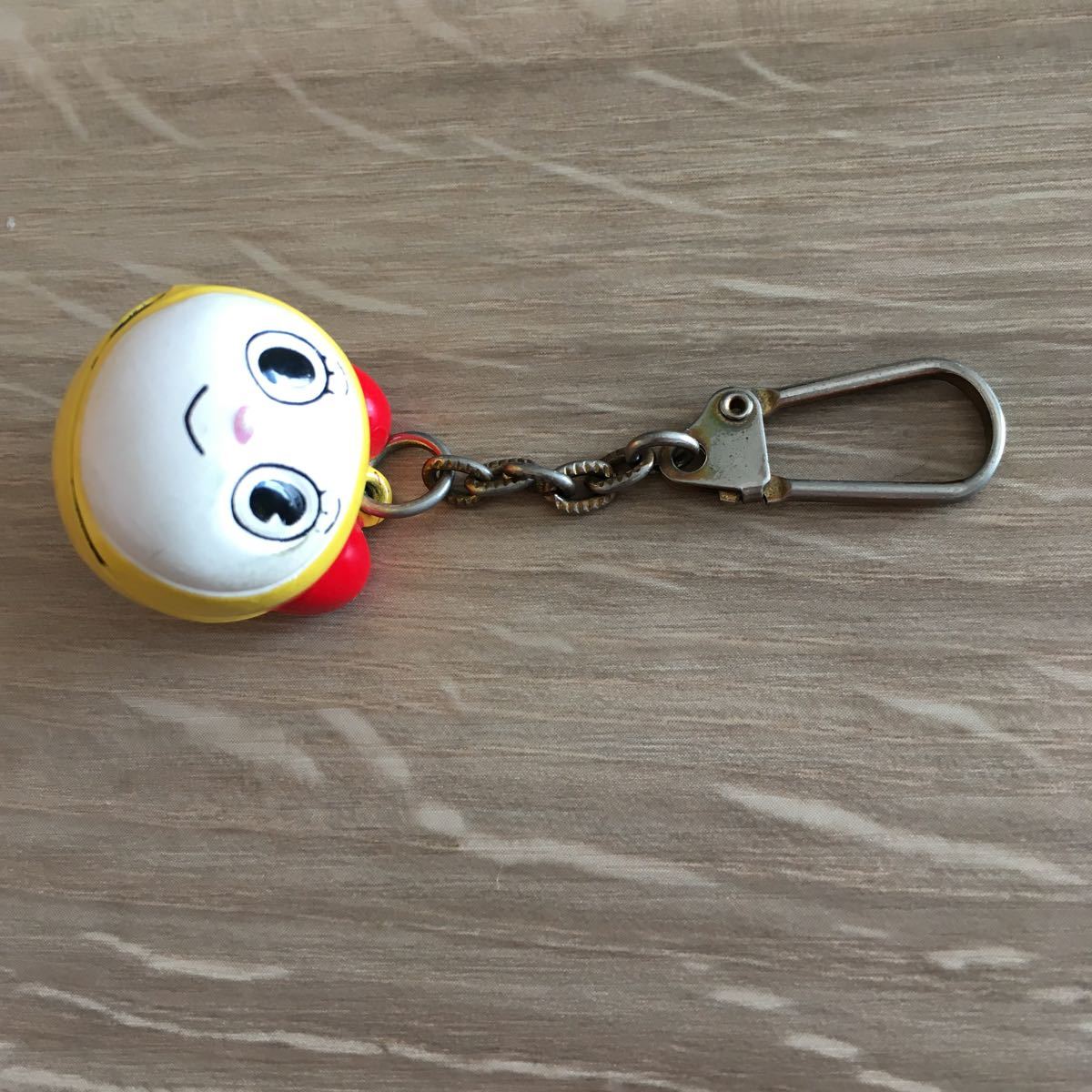 中古 ドラミちゃん 鈴 キーホルダー 送料120円 即決 ドラえもん テレビ