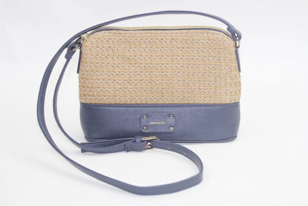 未使用 Afternoon Tea アフタヌーンティー ショルダー カゴバッグ ポシェット ベージュ ネイビー の落札情報詳細 ヤフオク落札価格情報 オークフリー スマートフォン版