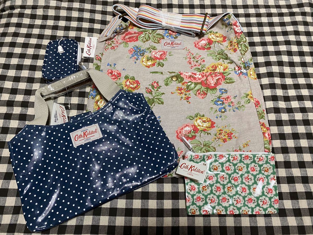 新品 英国購入品 キャスキッドソン福袋 4点入り メッセンジャーバッグ ミニトート ガジェットケース フラットポーチ 新品タグ付 １ の落札情報詳細 ヤフオク落札価格情報 オークフリー スマートフォン版