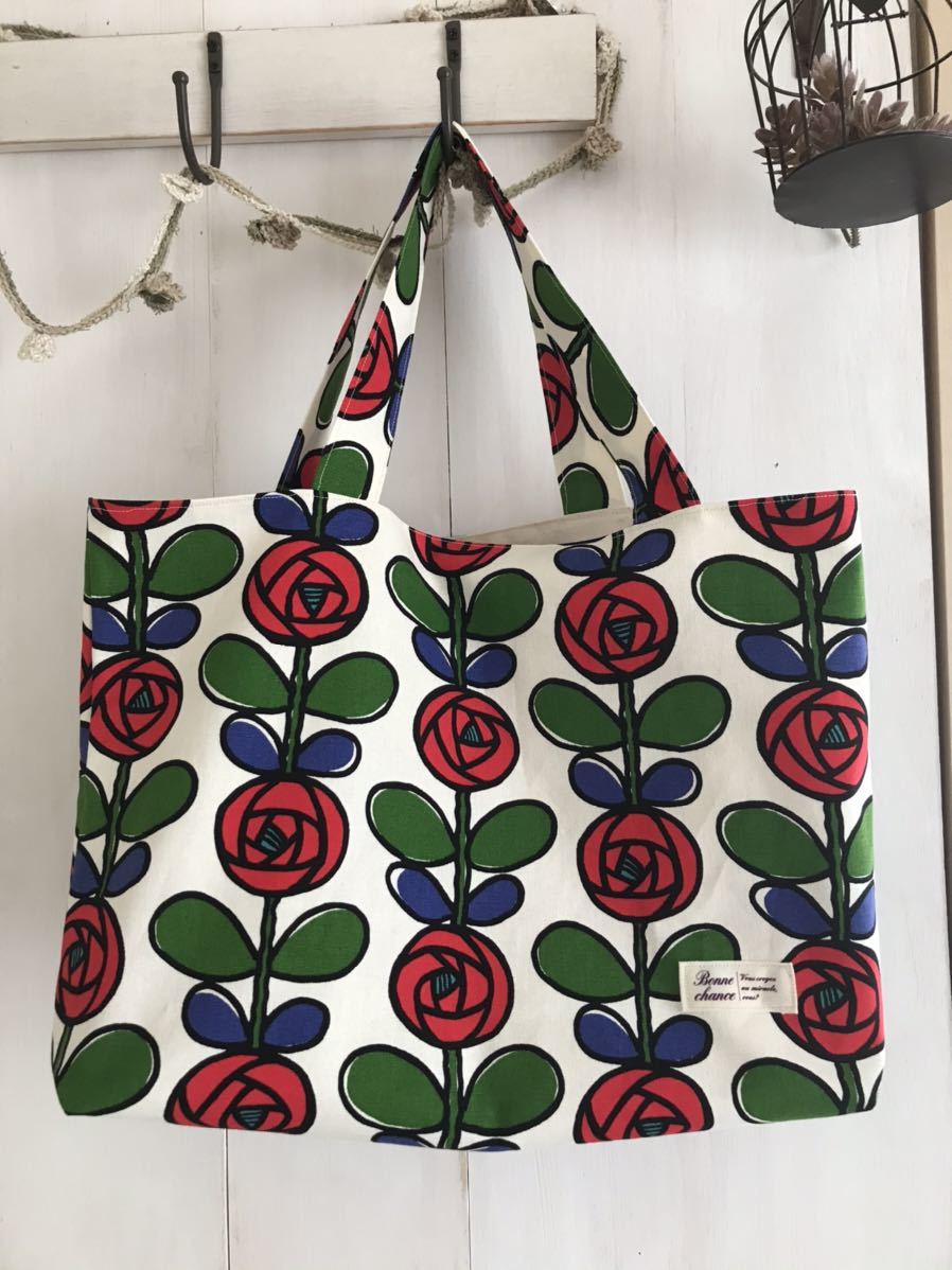 新品 Sunny ハンドメイド 北欧風マリメッコ風トートバッグ タグあり の落札情報詳細 ヤフオク落札価格情報 オークフリー スマートフォン版