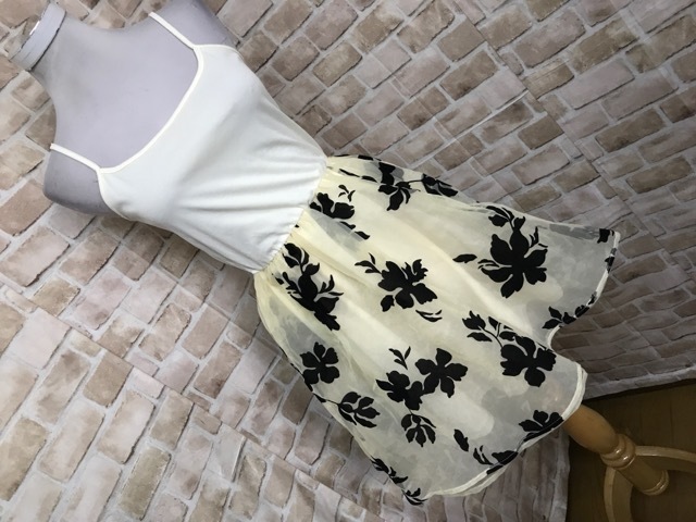 G Dazzlin ダズリン ワンピース オーガンジー フロッキーデザイン F の落札情報詳細 ヤフオク落札価格情報 オークフリー スマートフォン版