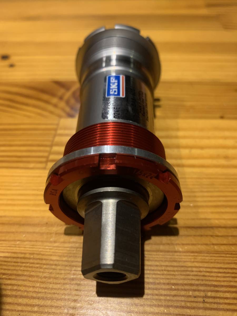 【新品】SKF Bottom Bracket JIS Square Taper BSC スクエア スピンドル116mm 未使用品 Made