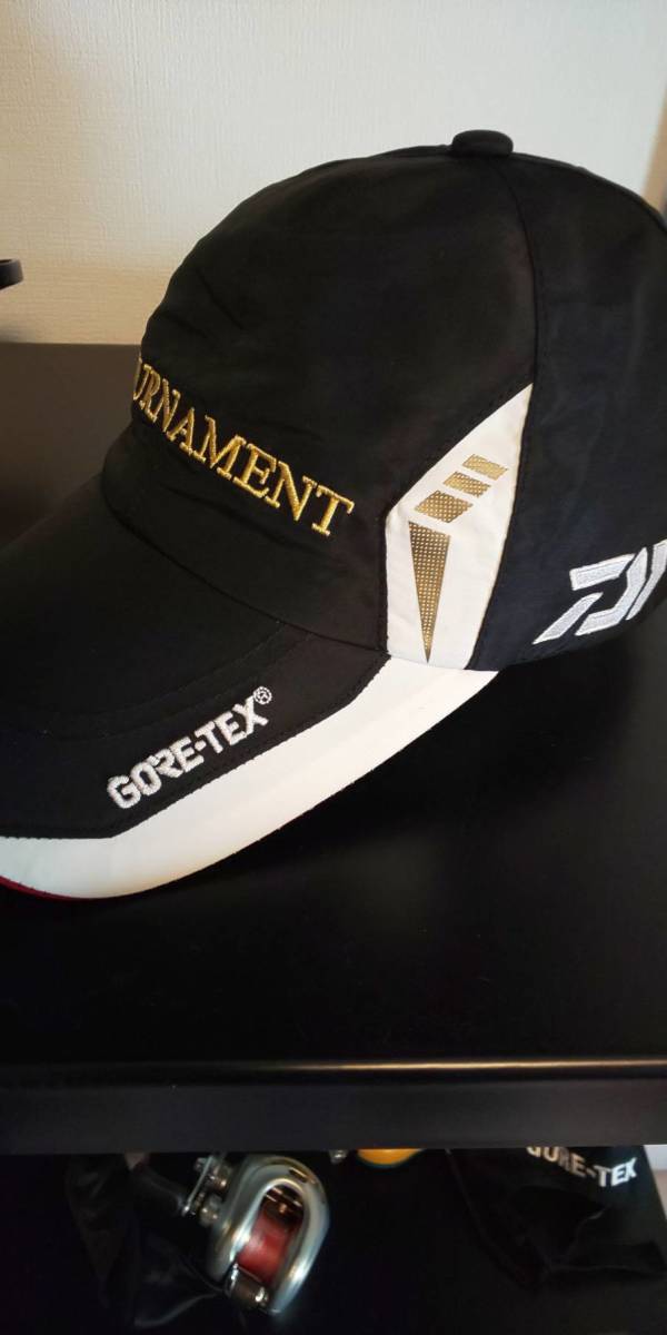 ダイワ トーナメント ゴアテックス キャップ 釣り 帽子 Daiwa エリカムストッパー付き Tournament Cap Gore Tex 未使用品 の落札情報詳細 ヤフオク落札価格情報 オークフリー スマートフォン版