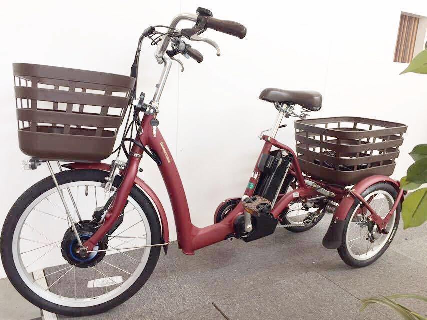 引き取り限定 美品 RAKUTTO ブリジストン 電動三輪車