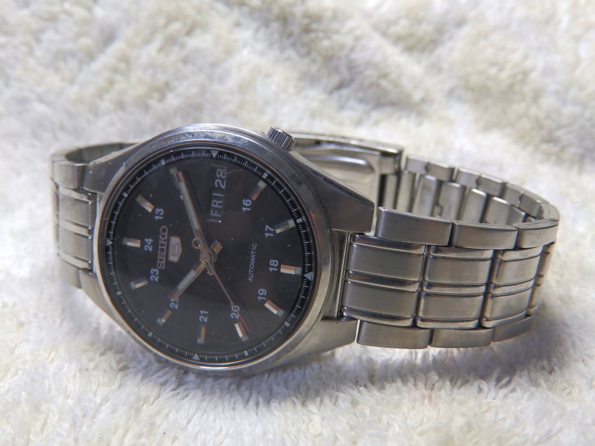 稼働中・SEIKO 5 (7S26-01A0) 21JEWELS 自動巻きメンズ腕時計