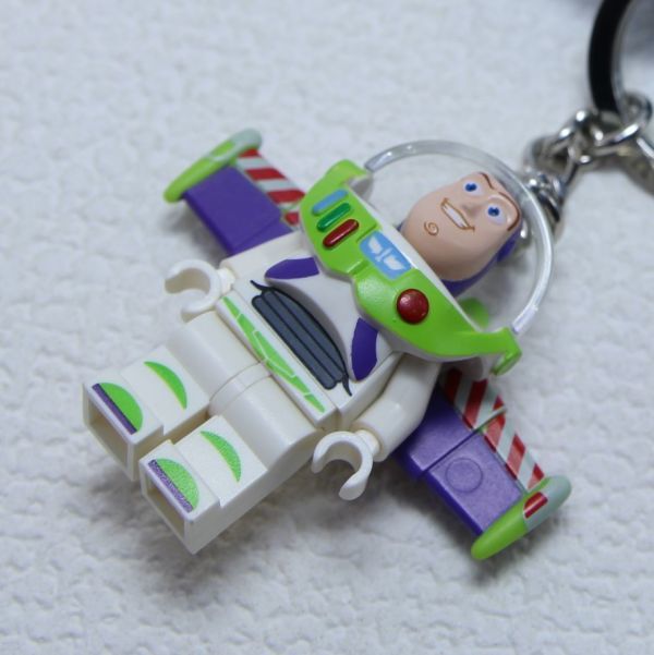G 送料5円 レゴ Lego Toystory トイストーリー ミニフィグ キーホルダー バズライトイヤー Buzz Lightyear タグ有り の落札情報詳細 ヤフオク落札価格情報 オークフリー スマートフォン版