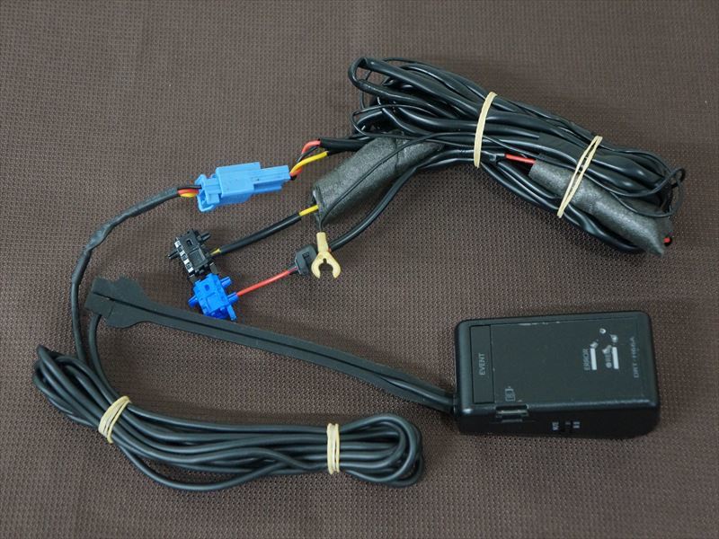 美品の中古 トヨタ純正オプション カメラ一体型 ドライブレコーダー Drt H66a 録画用sd 取扱説明書付き の落札情報詳細 ヤフオク落札価格情報 オークフリー スマートフォン版