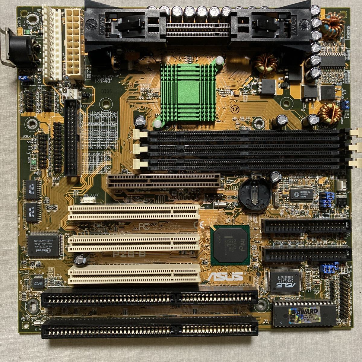 ASUS P2BB Rev.1.01 Slot1 ATマザーボード ジャンク品の落札情報詳細 ヤフオク落札価格検索 オークフリー