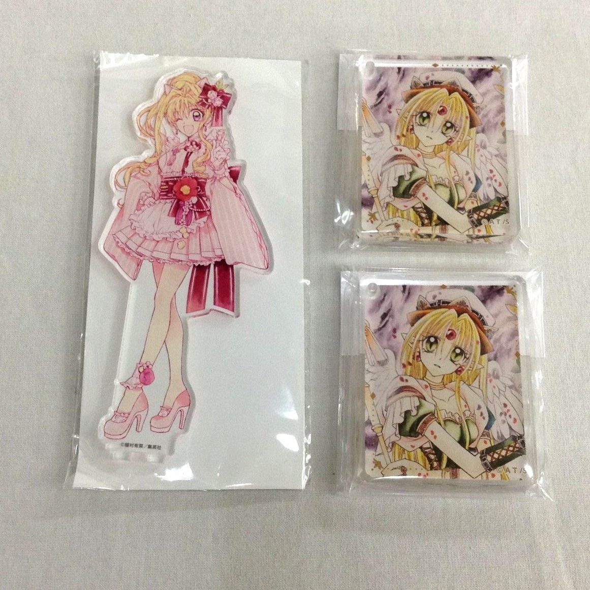 P00】種村有菜原画展 神風怪盗ジャンヌ BIGアクリルスタンド +