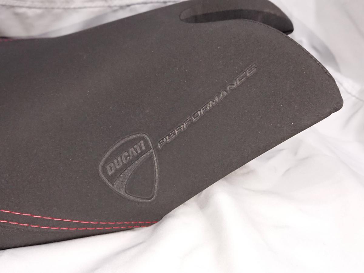 ドゥカティパフォーマンス】 コンフォートライダーシート【96797110B】
