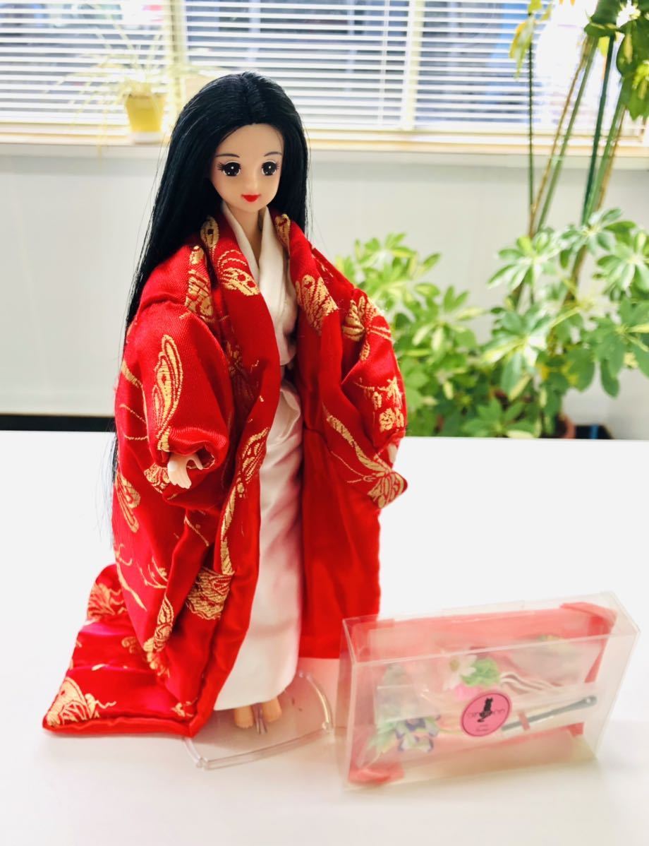 黒髪 ドール 小物付き Matsudo Yeg Jp
