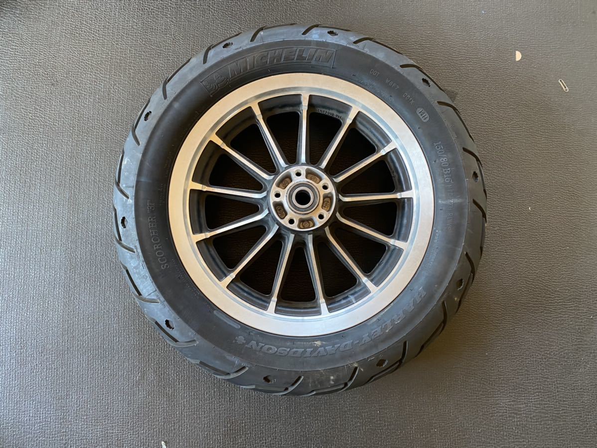 ハーレー純正　ホイール　タイヤセット　16インチ ハーレー 純正 ツーリングモデル ホイールセット 前17インチ 後16