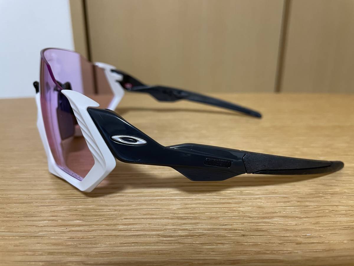 Oakley Flight Jacket Prizm Low Light オークリー フライトジャケット