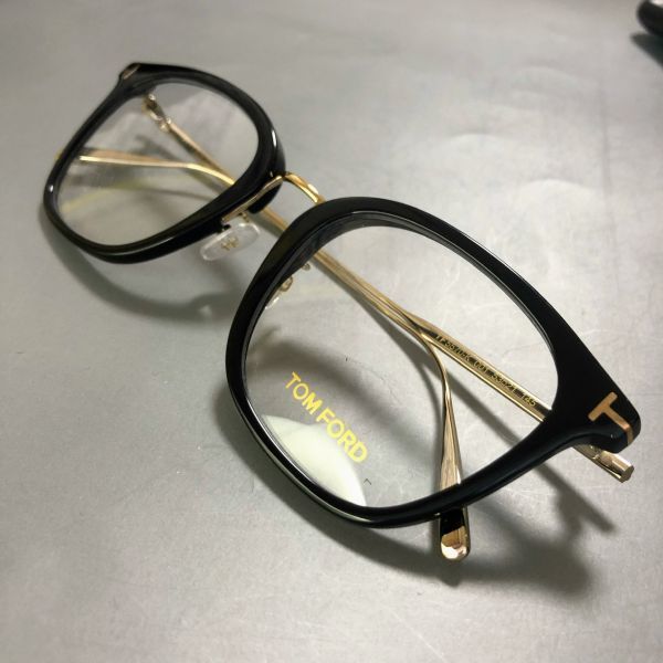 新品】【新品】TOMFORD 高級トムフォード メガネ サングラス