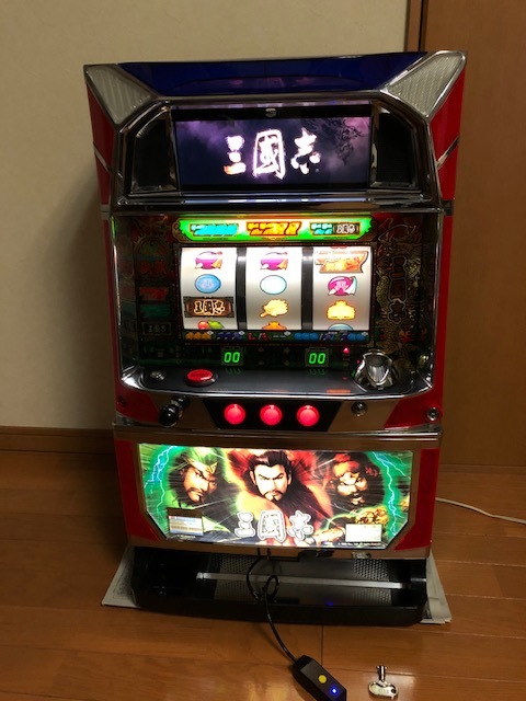 激レア パチスロ実機 スロット IGT三国志 義兄弟パネルの落札情報詳細