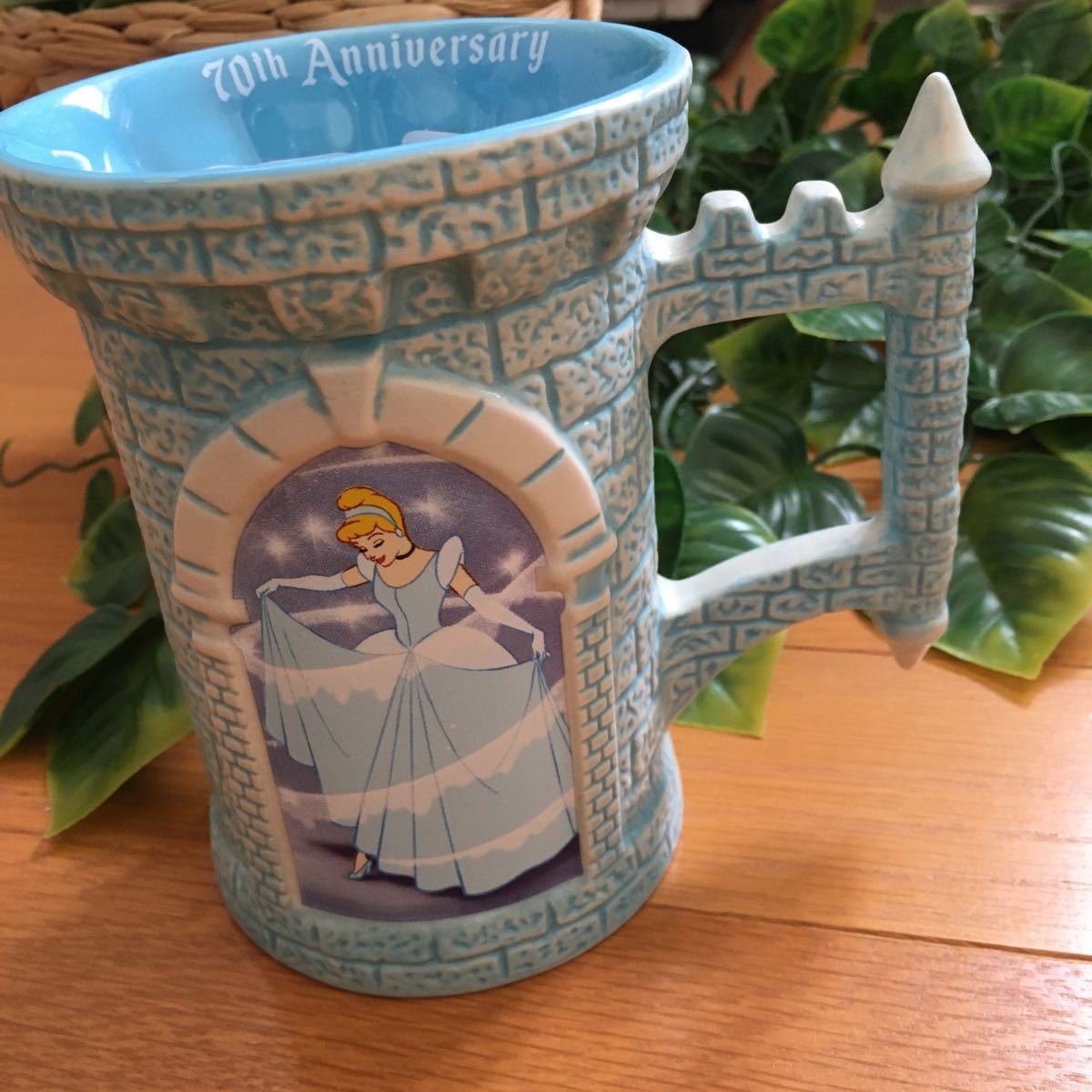 新品 新品即決 ディズニーストア シンデレラ70周年マグカップ 食器 お城柄 Disney の落札情報詳細 ヤフオク落札価格情報 オークフリー スマートフォン版
