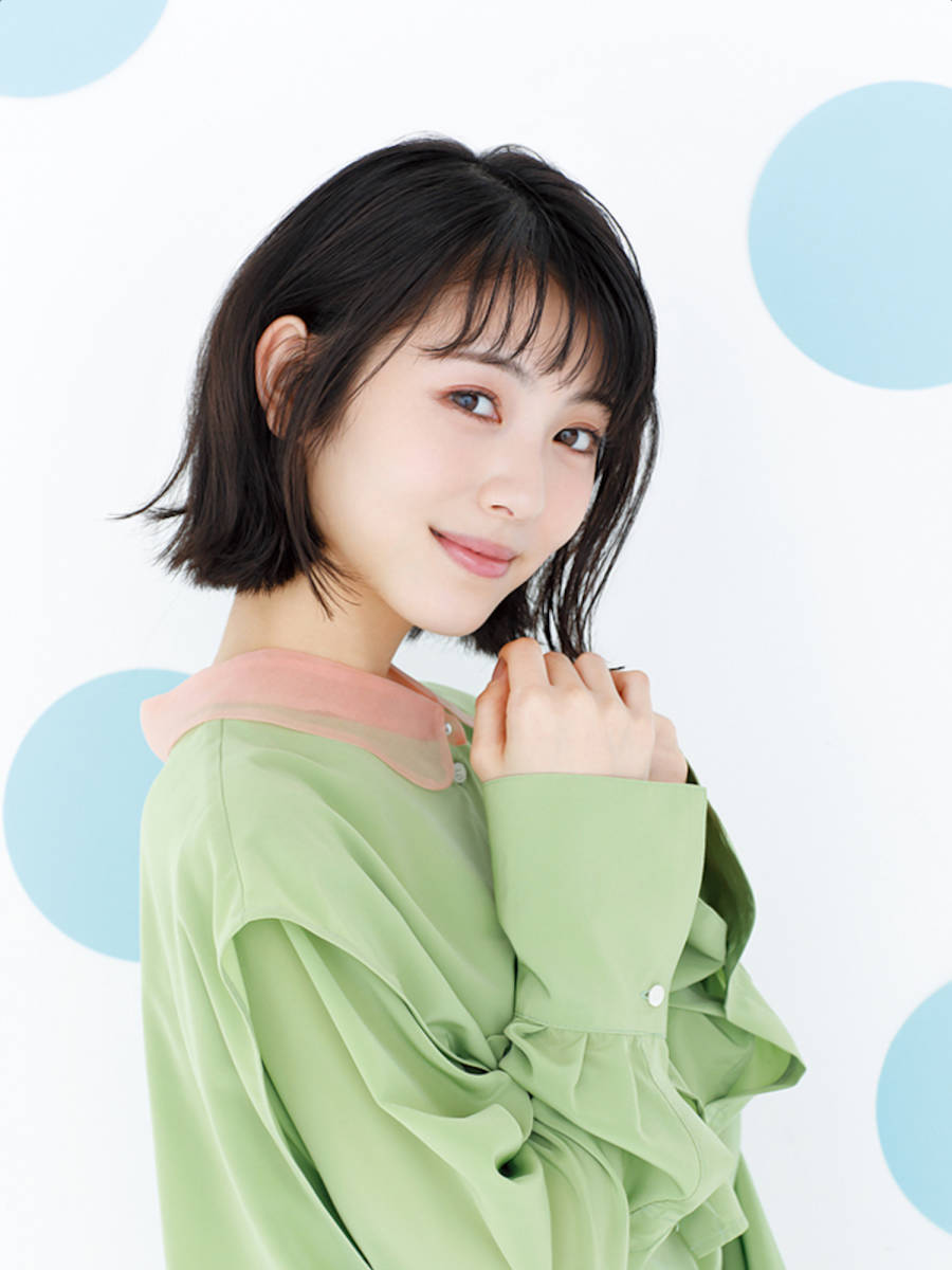 新品】浜辺美波2L判写真50枚まとめ売り！！女優 グラビア その他
