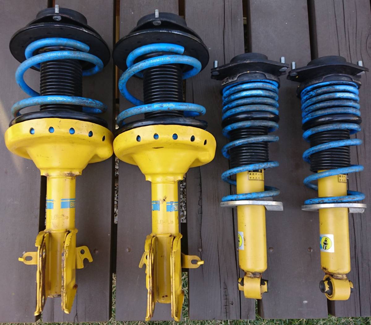 WRX S4 純正サスペンション　ビルシュタインダンパーSTIコイルスプリング コイルスプリング リヤ（GT-S ビルシュタイン用）：WRX S4（VA